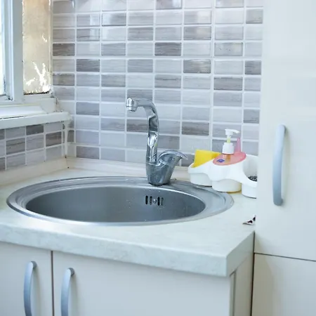 Апартаменты Spacious Near Diamond Mall, Free Parking Скопье