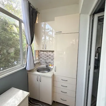 Апартаменты Spacious Near Diamond Mall, Free Parking *